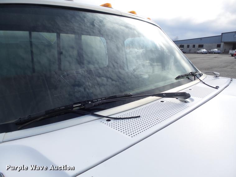 image for item DB6270 1991 Ford F450 Super Duty fuel truck