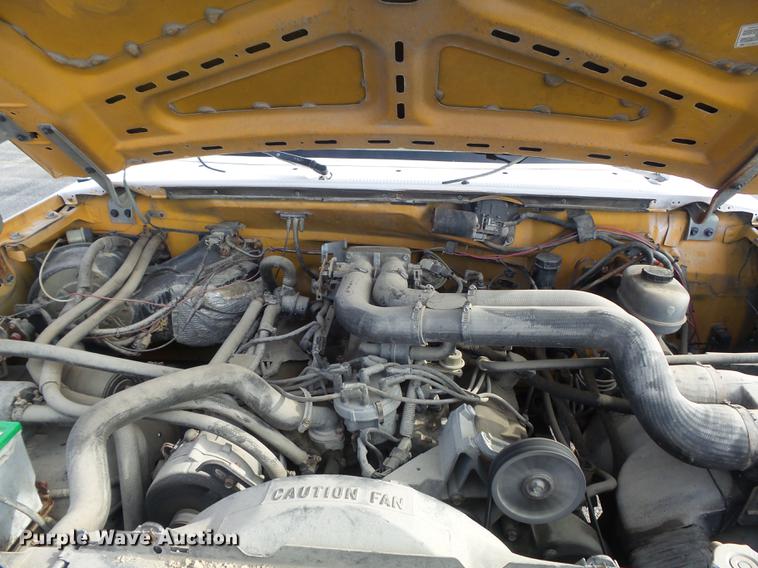 image for item DB6270 1991 Ford F450 Super Duty fuel truck