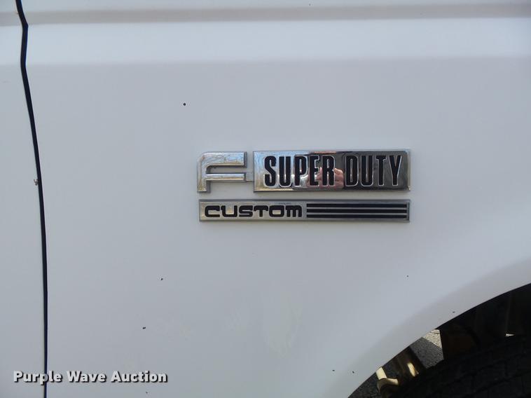 image for item DB6270 1991 Ford F450 Super Duty fuel truck