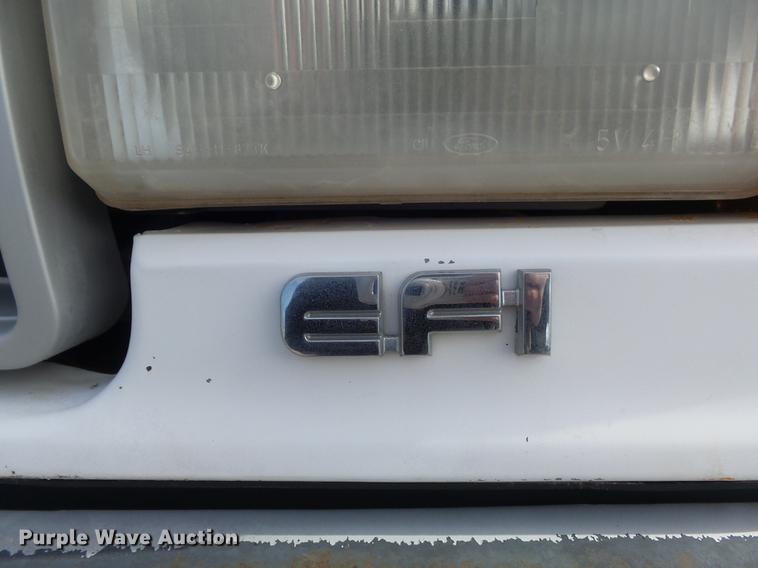 image for item DB6270 1991 Ford F450 Super Duty fuel truck