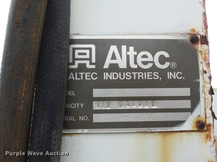 image for item DB6271 2000 Ford F650 Super Duty XL bucket truck