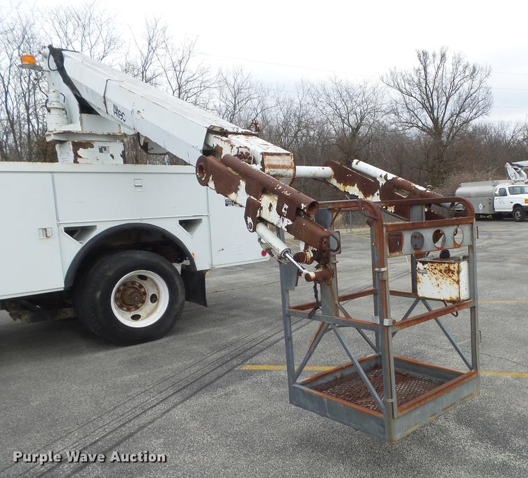 image for item DB6271 2000 Ford F650 Super Duty XL bucket truck