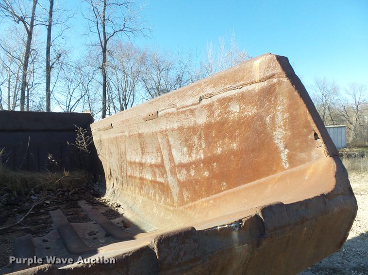 image for item DB6276 Euclid haul truck
