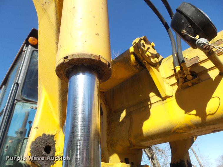 image for item DB6279 1977 John Deere 670 motor grader