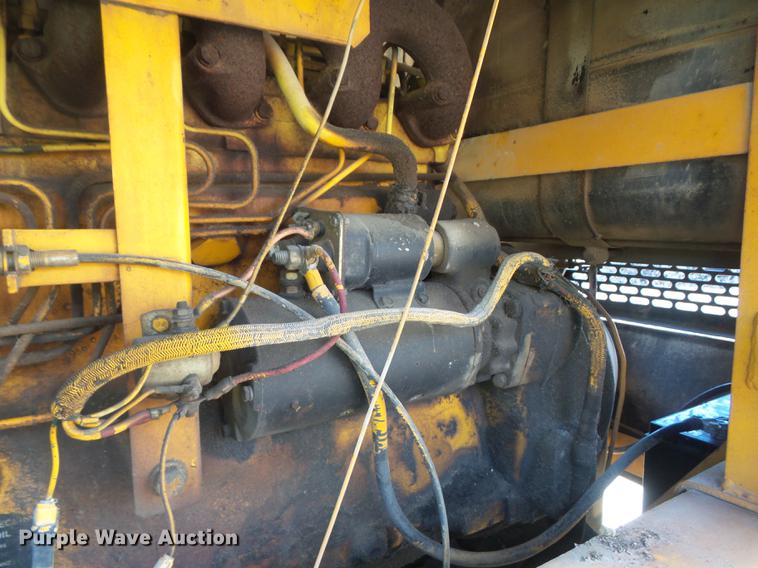 image for item DB6279 1977 John Deere 670 motor grader