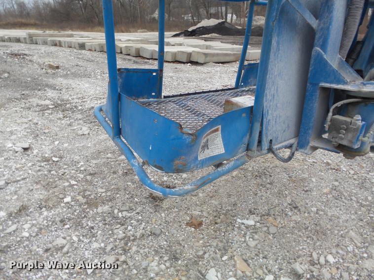 image for item DB6285 1997 Genie Z34/22 boom lift