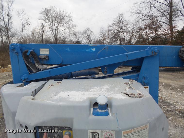 image for item DB6285 1997 Genie Z34/22 boom lift