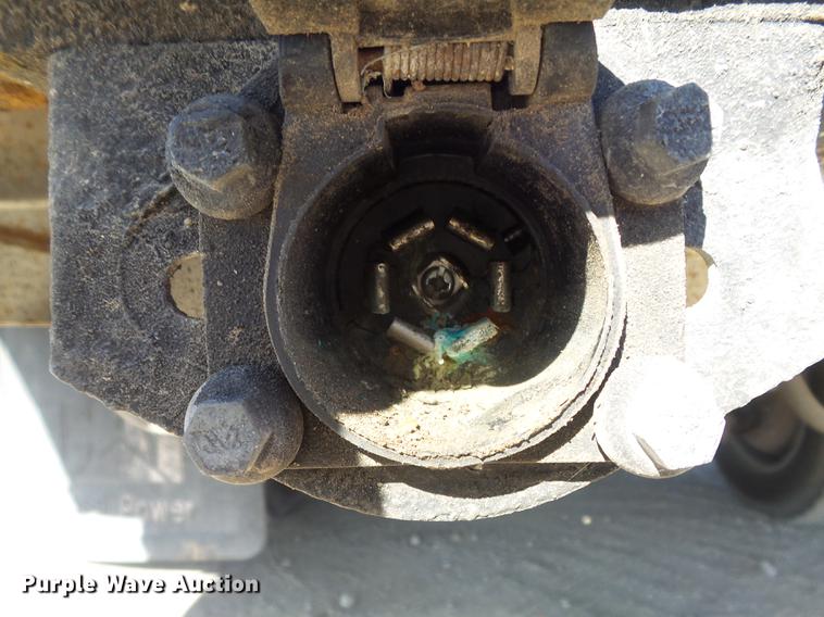 image for item DB6300 2006 GMC C5500 service truck with crane