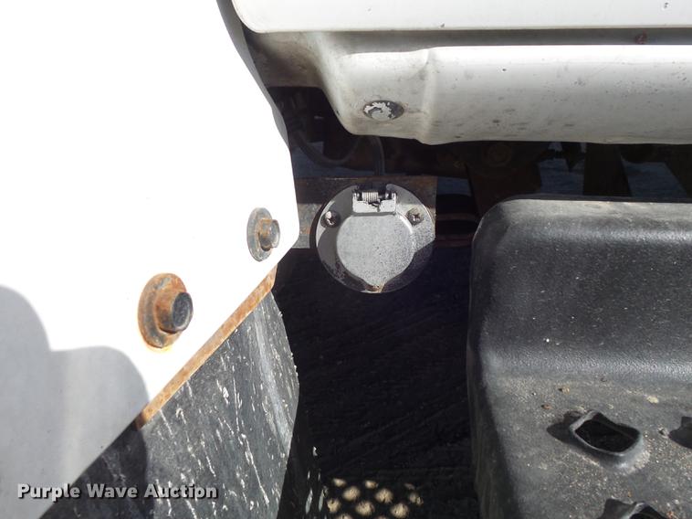 image for item DB6300 2006 GMC C5500 service truck with crane