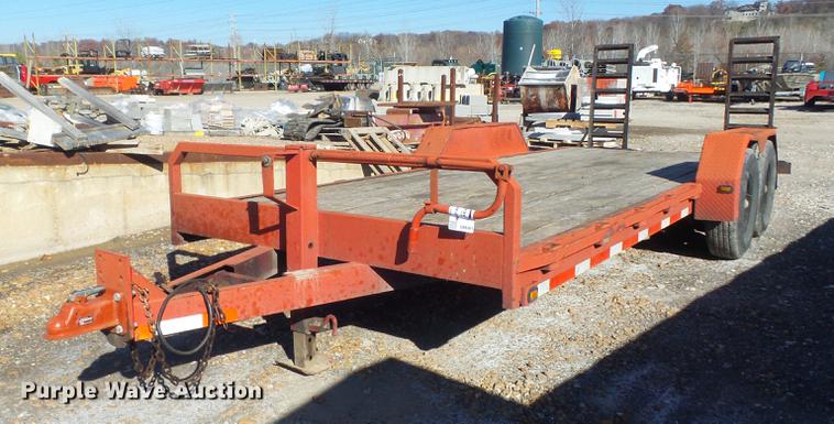 image for item DB6301 2004 Corn Pro UT-20H equipment trailer
