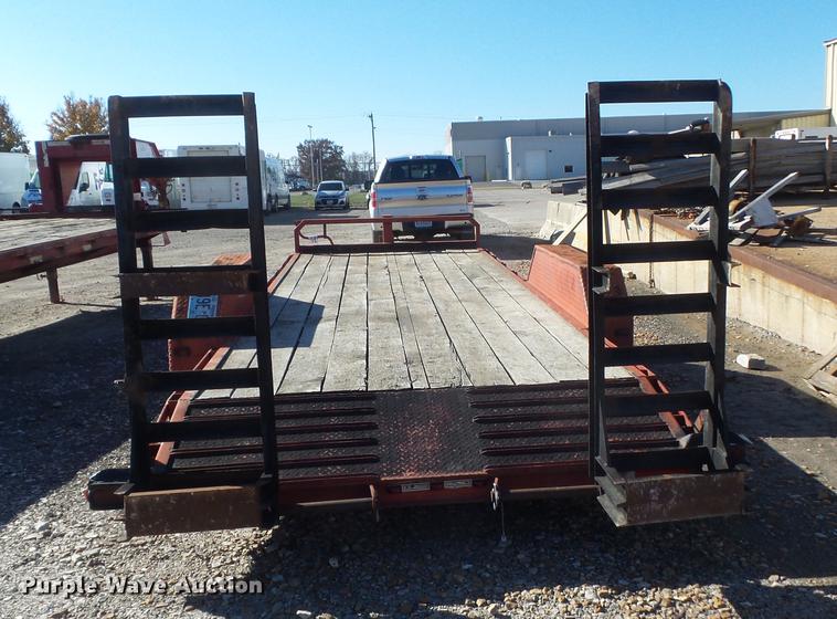 image for item DB6301 2004 Corn Pro UT-20H equipment trailer