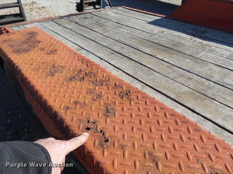 image for item DB6301 2004 Corn Pro UT-20H equipment trailer