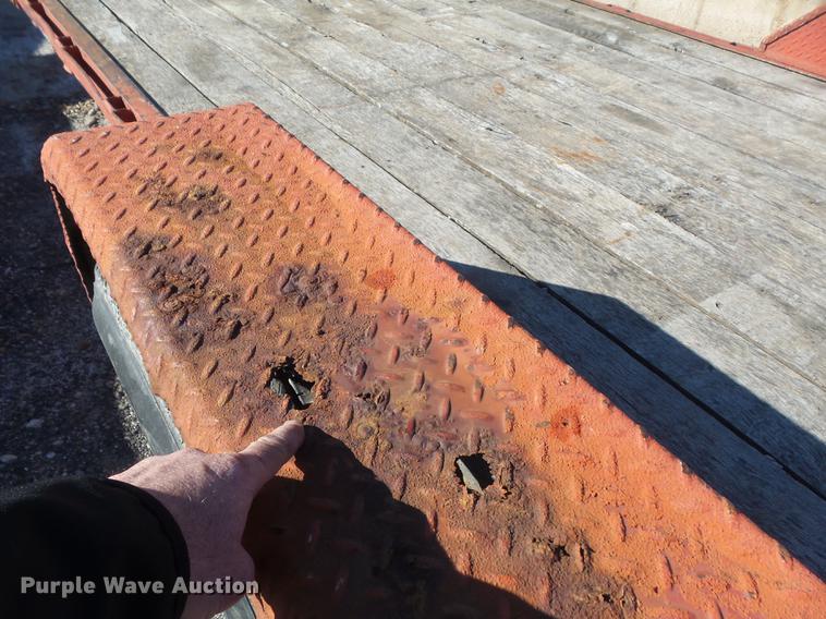 image for item DB6301 2004 Corn Pro UT-20H equipment trailer