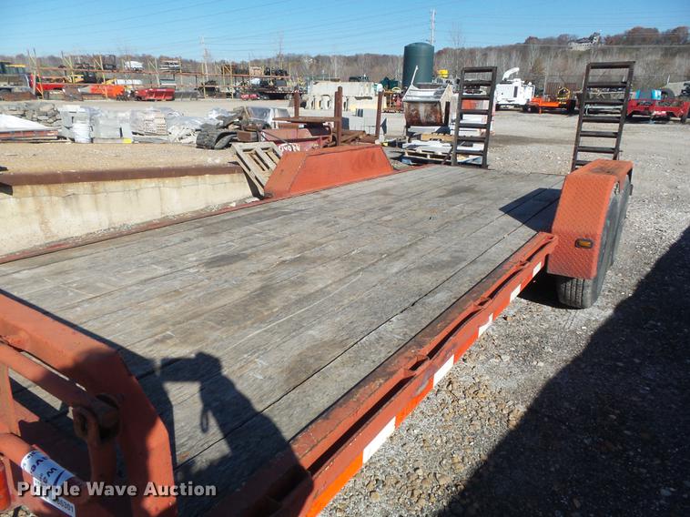 image for item DB6301 2004 Corn Pro UT-20H equipment trailer