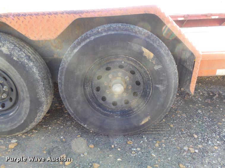 image for item DB6301 2004 Corn Pro UT-20H equipment trailer