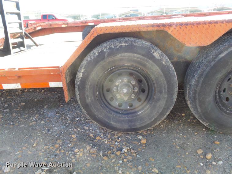 image for item DB6301 2004 Corn Pro UT-20H equipment trailer