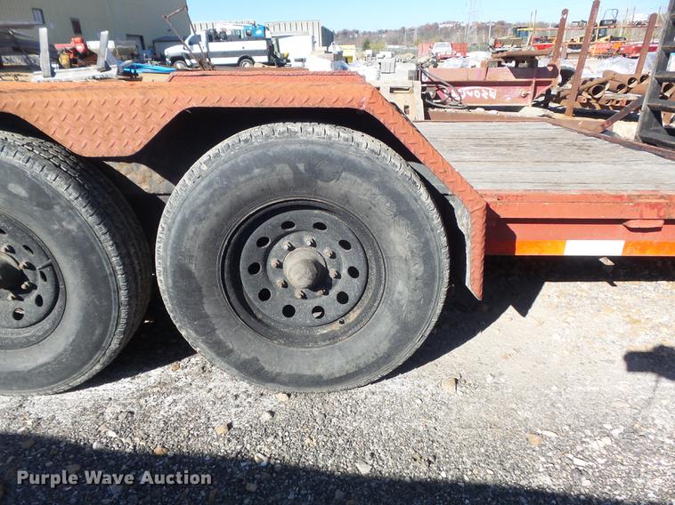 image for item DB6301 2004 Corn Pro UT-20H equipment trailer