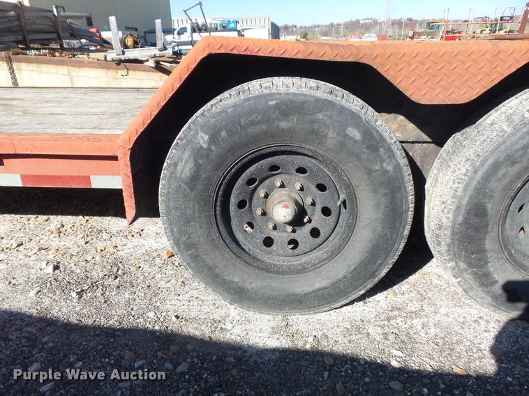 image for item DB6301 2004 Corn Pro UT-20H equipment trailer