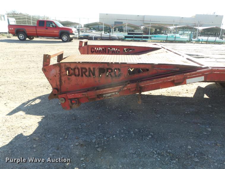 image for item DB6302 2006 Corn Pro 28+512K equipment trailer
