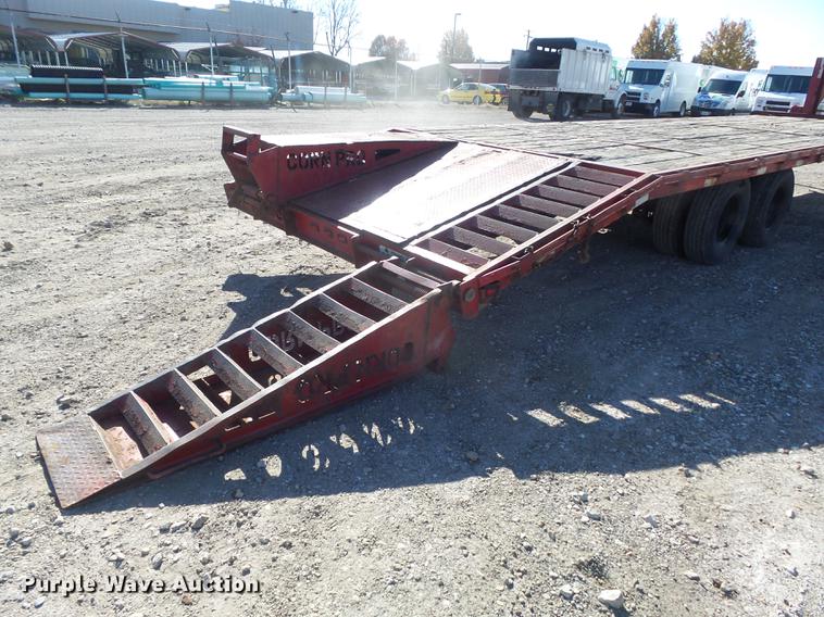 image for item DB6302 2006 Corn Pro 28+512K equipment trailer