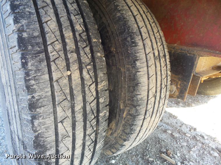 image for item DB6302 2006 Corn Pro 28+512K equipment trailer