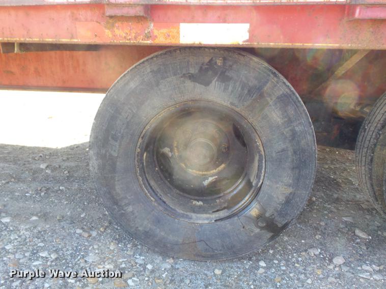 image for item DB6302 2006 Corn Pro 28+512K equipment trailer