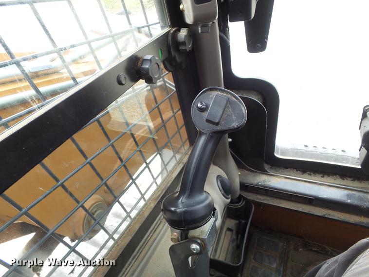 image for item DB6304 2015 Case TR340 skid steer