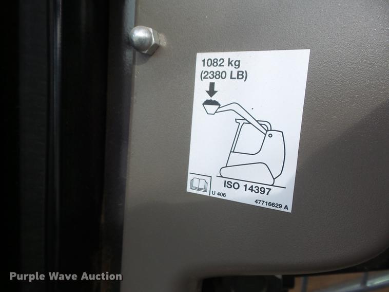 image for item DB6304 2015 Case TR340 skid steer