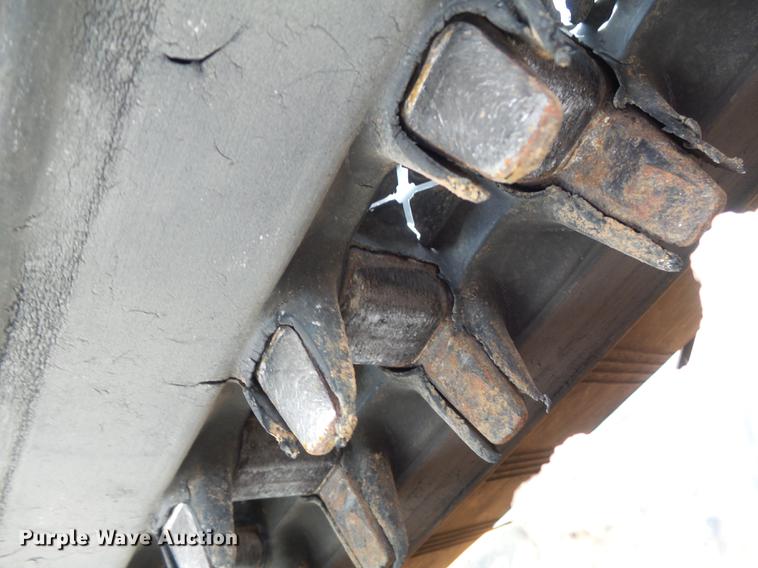 image for item DB6304 2015 Case TR340 skid steer