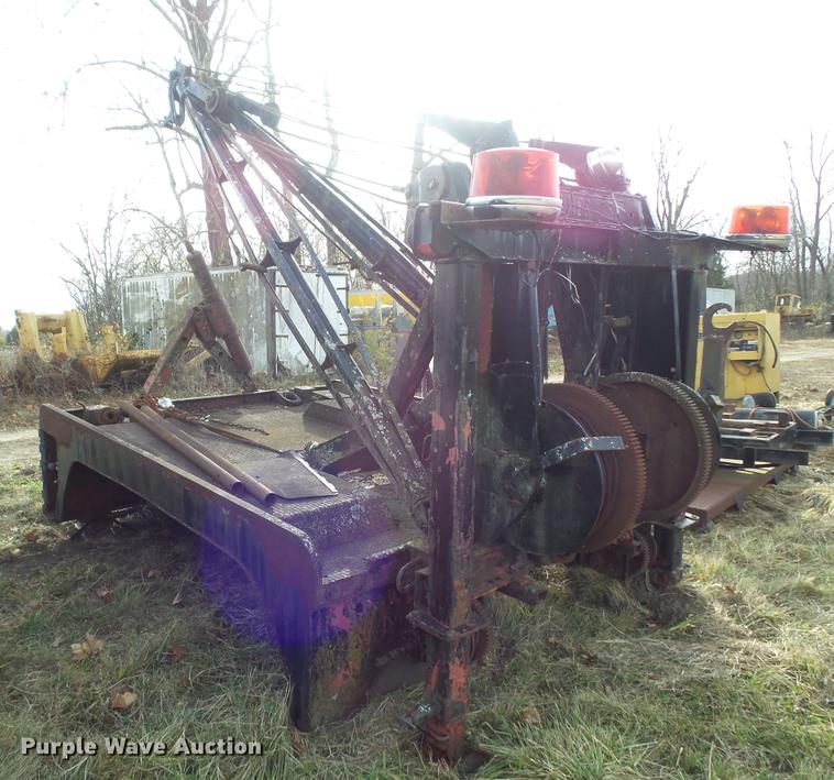 image for item DB6313 Holmes 750 wrecker bed