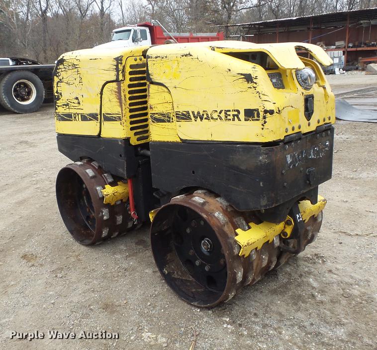 image for item DB6316 2006 Wacker RT825C trench compactor