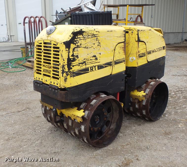 image for item DB6316 2006 Wacker RT825C trench compactor