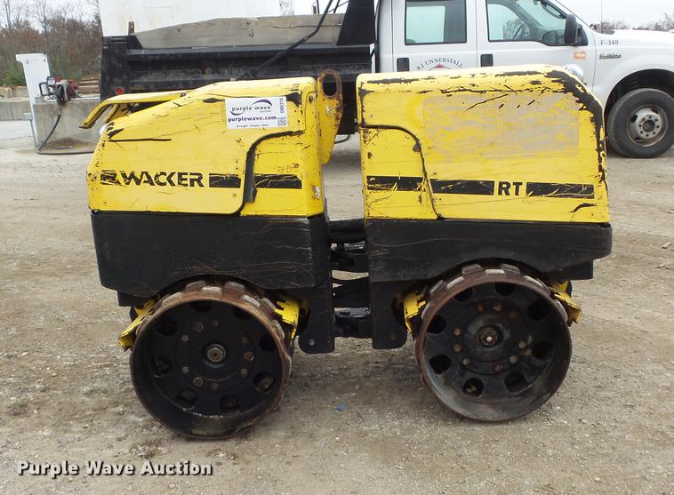 image for item DB6316 2006 Wacker RT825C trench compactor