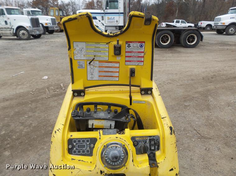 image for item DB6316 2006 Wacker RT825C trench compactor