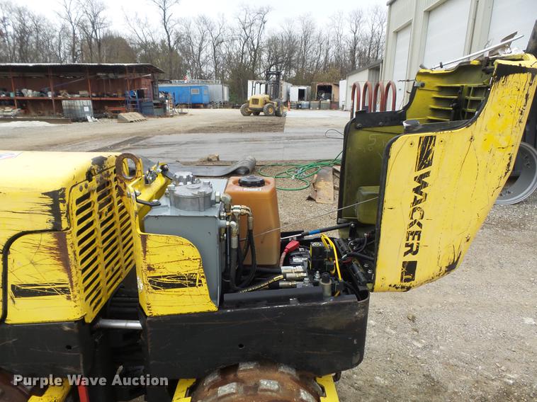 image for item DB6316 2006 Wacker RT825C trench compactor