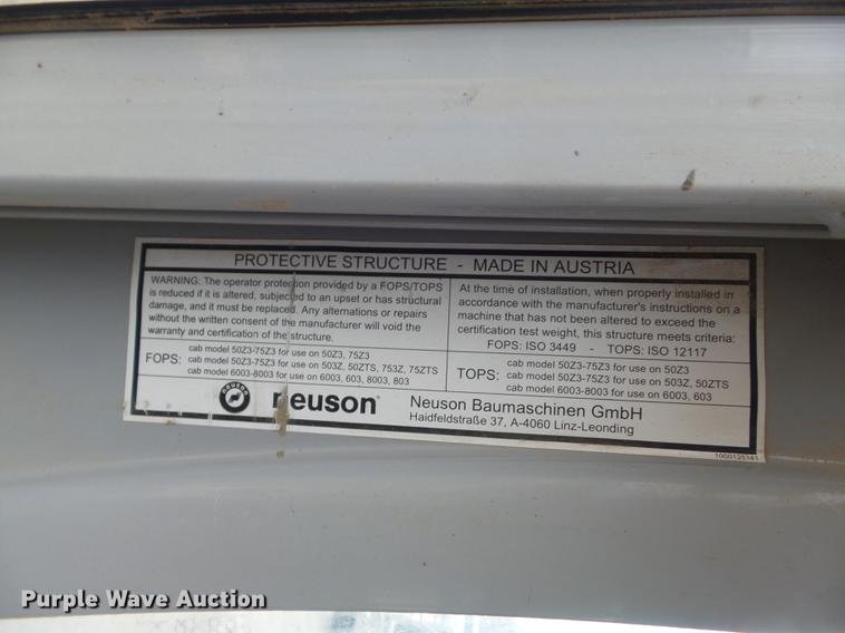 image for item DB6317 2006 Gehl 603 compact excavator