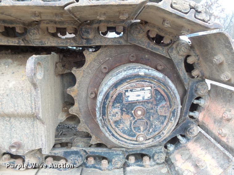 image for item DB6317 2006 Gehl 603 compact excavator