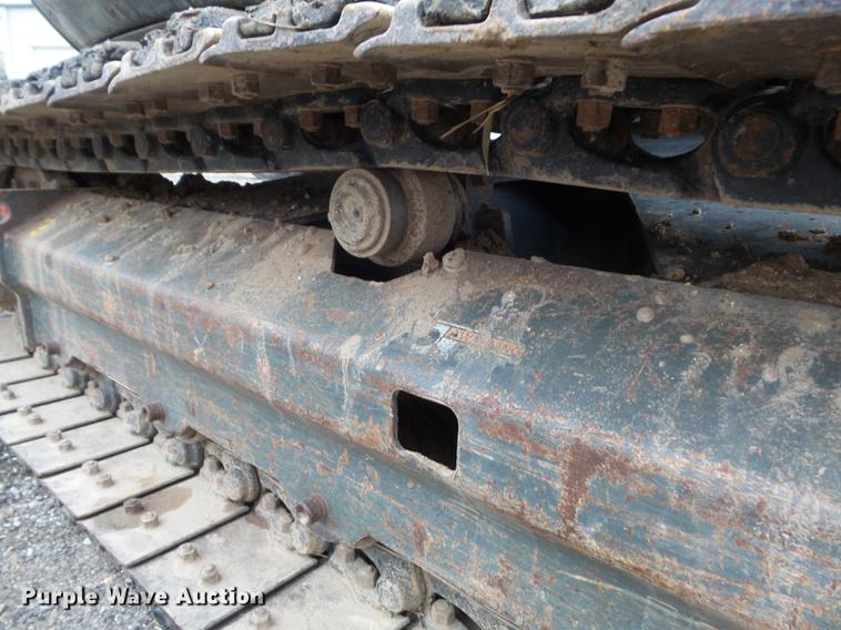 image for item DB6317 2006 Gehl 603 compact excavator