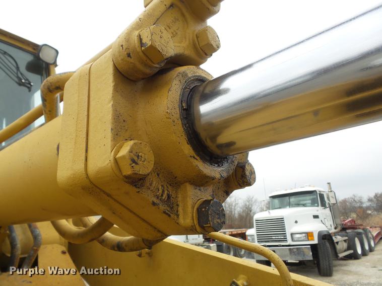 image for item DB6320 1998 Caterpillar 963B track loader