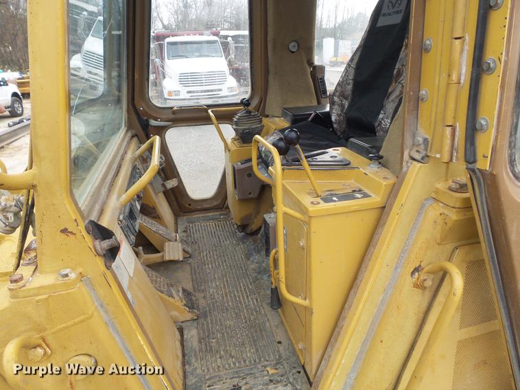 image for item DB6320 1998 Caterpillar 963B track loader