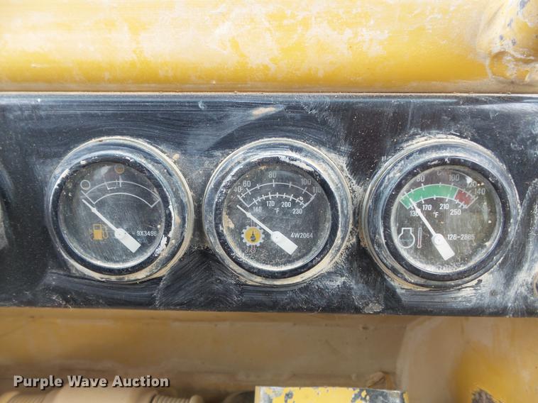 image for item DB6320 1998 Caterpillar 963B track loader