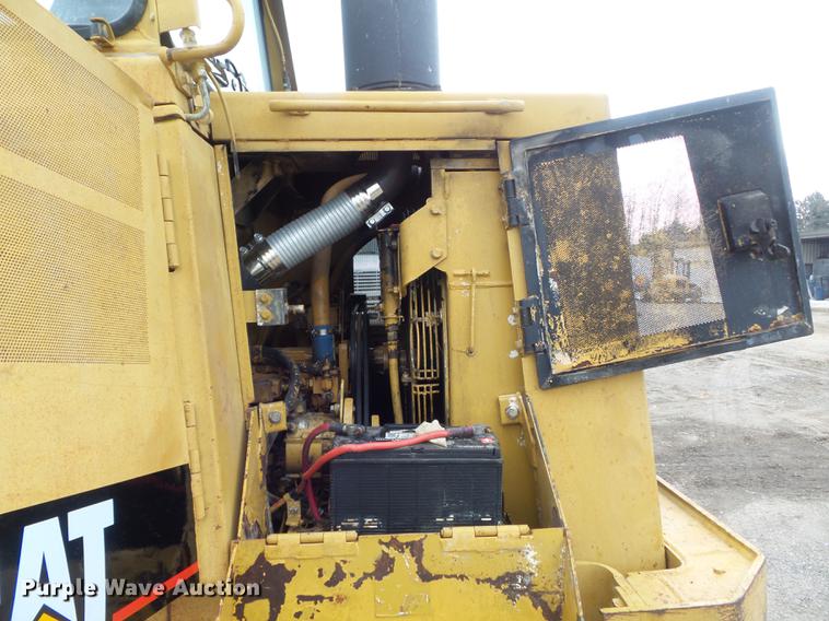 image for item DB6320 1998 Caterpillar 963B track loader