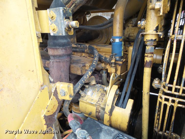 image for item DB6320 1998 Caterpillar 963B track loader