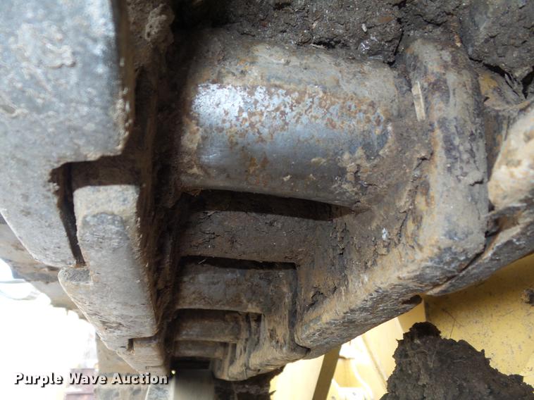 image for item DB6320 1998 Caterpillar 963B track loader