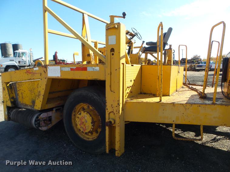 image for item DB6334 1988 Blaw-Knox RW195C road widener