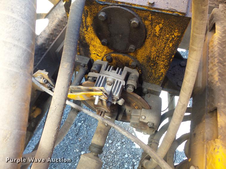 image for item DB6334 1988 Blaw-Knox RW195C road widener