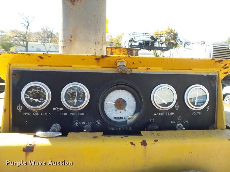 image for item DB6334 1988 Blaw-Knox RW195C road widener