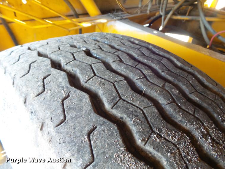 image for item DB6334 1988 Blaw-Knox RW195C road widener