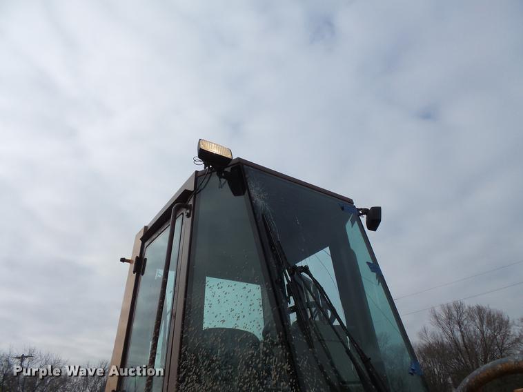 image for item DB8017 1989 Case 721 wheel loader