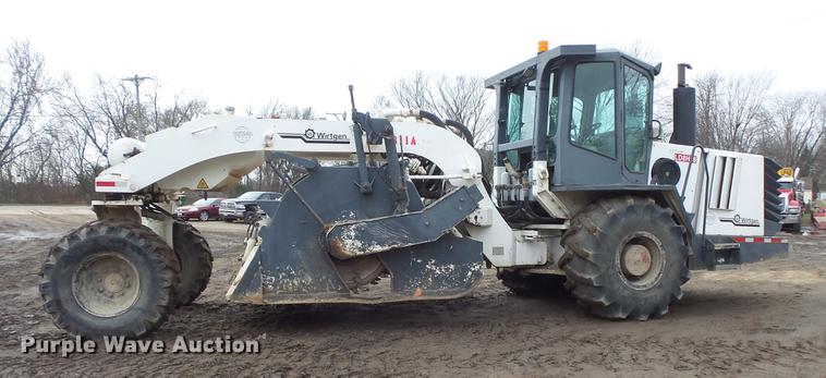 image for item DB8018 Wirtgen CD8H38 reclaimer